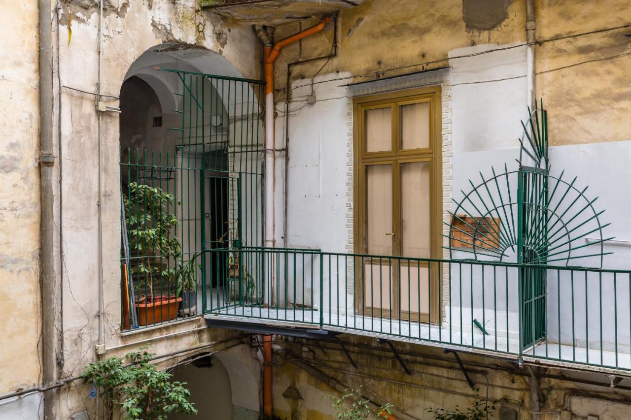 Art Apartment At Sanita By Wonderful Italy Napoli Exterior foto